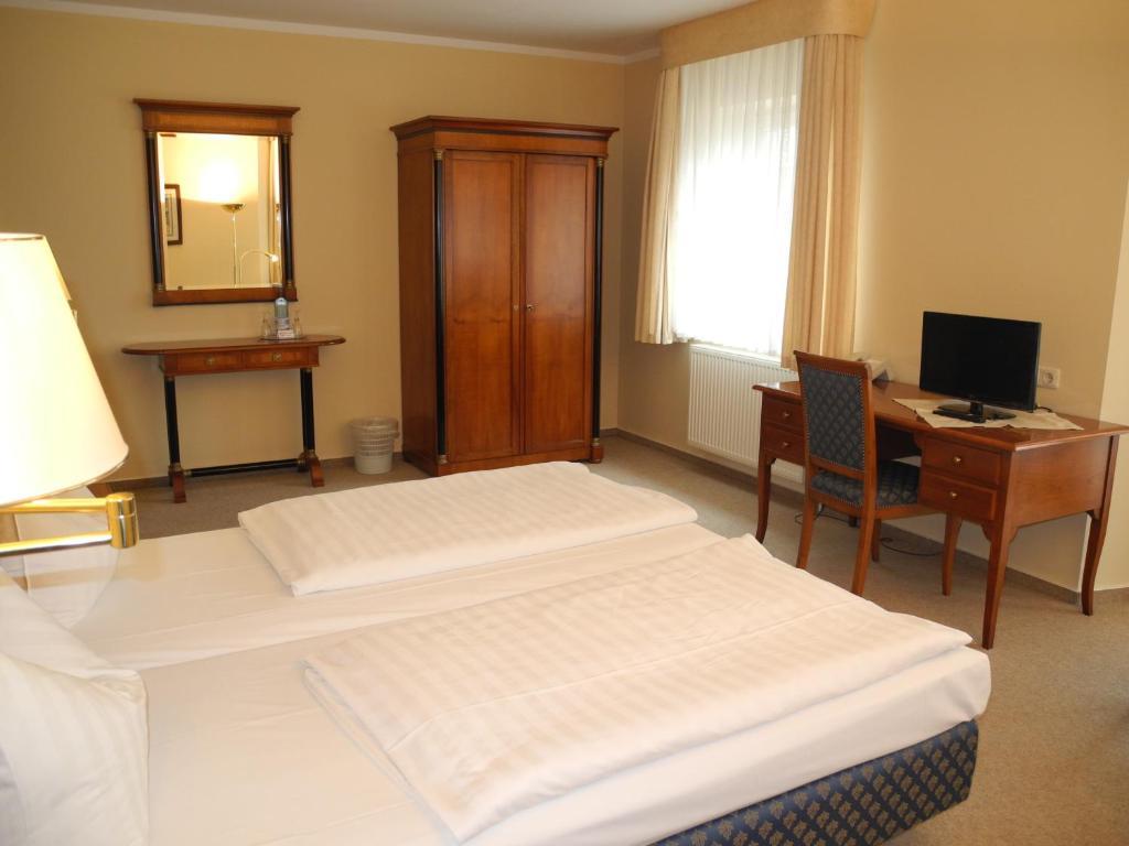 Pension Kuehne Больтенгаген Номер фото